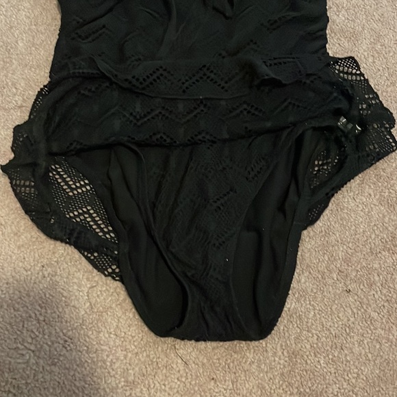 Bathing suit bundle! 👙🩱 - Picture 5 of 8